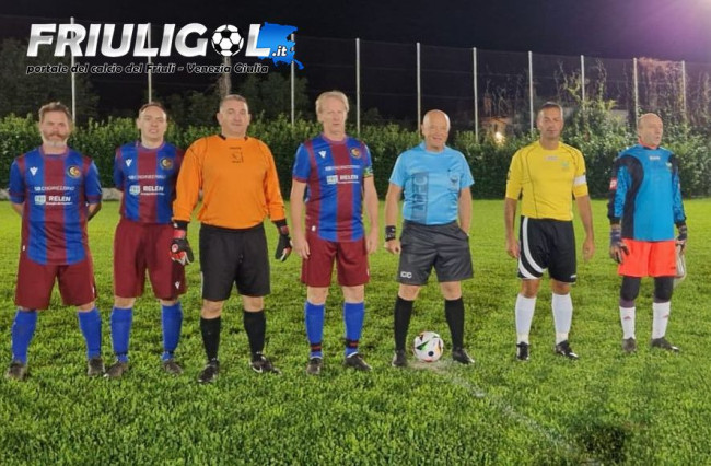 Nella prima giornata del Campionato Geretti, divisione Inferno, le due corazzate non sbagliano all’esordio e vincono rispettivamente 3-1 contro il Cerneglons e 2-0 con la Tecnospine. Pirotecnico 3-3 tra Dinamo & Ziracco e Dimensione Giardino, mentre non si è giocata Orlanda - Cesarolo