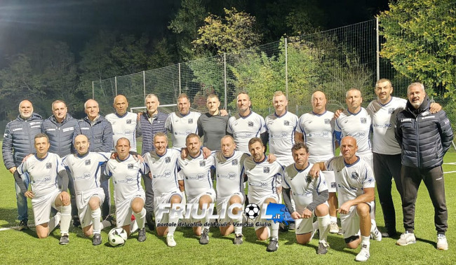 Dopo essere stati rimontati, i biancazzurri evitano la sconfitta con il gol finale di Gottardo e restano nel gruppone al quarto posto.