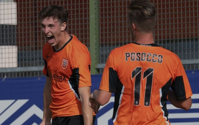 Nel match per i sedicesimi di finale, gli arancio-neri prevalgono di misura 1-0 con gol decisivo di Bari a metà ripresa. I gialloblù giocano una buona gara, dando spazio a tantissimi giovani della propria rosa e ora pensano già al match di campionato di domenica contro il San Luigi.