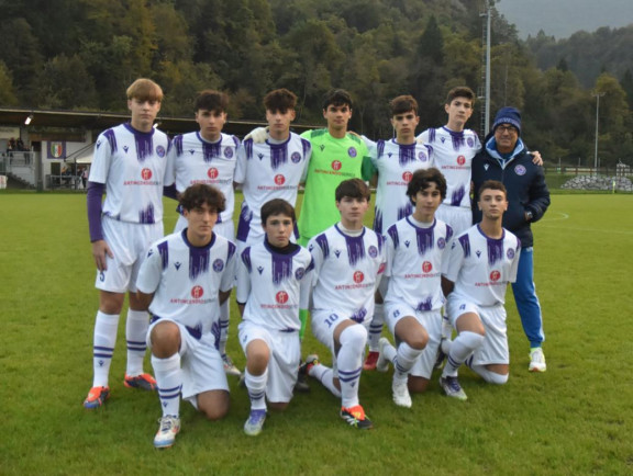 I viola si vedono sfuggire una vittoria già in mano: nervosismo e decisioni contestate condizionano la ripresa