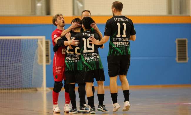 Sette marcatori diversi e Olimpia Regium superata 7-3