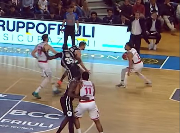 Una gara intensa e combattuta termina 90-85, decisa negli ultimi possessi