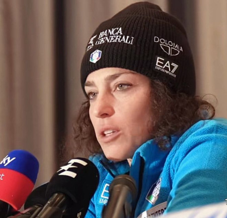 La campionessa azzurra di nuovo al cancelletto di partenza a 292 giorni dal grave infortunio. Parteciperà al gigante in programma domani sull’ ”Erta” di Kronplatz, indossando il pettorale numero 13. “Non devo dimostrare nulla, ma sarò comunque emozionata”. Al via (con il 18) anche la tarvisiana, che lo scorso anno ottenne un eccellente 11mo posto